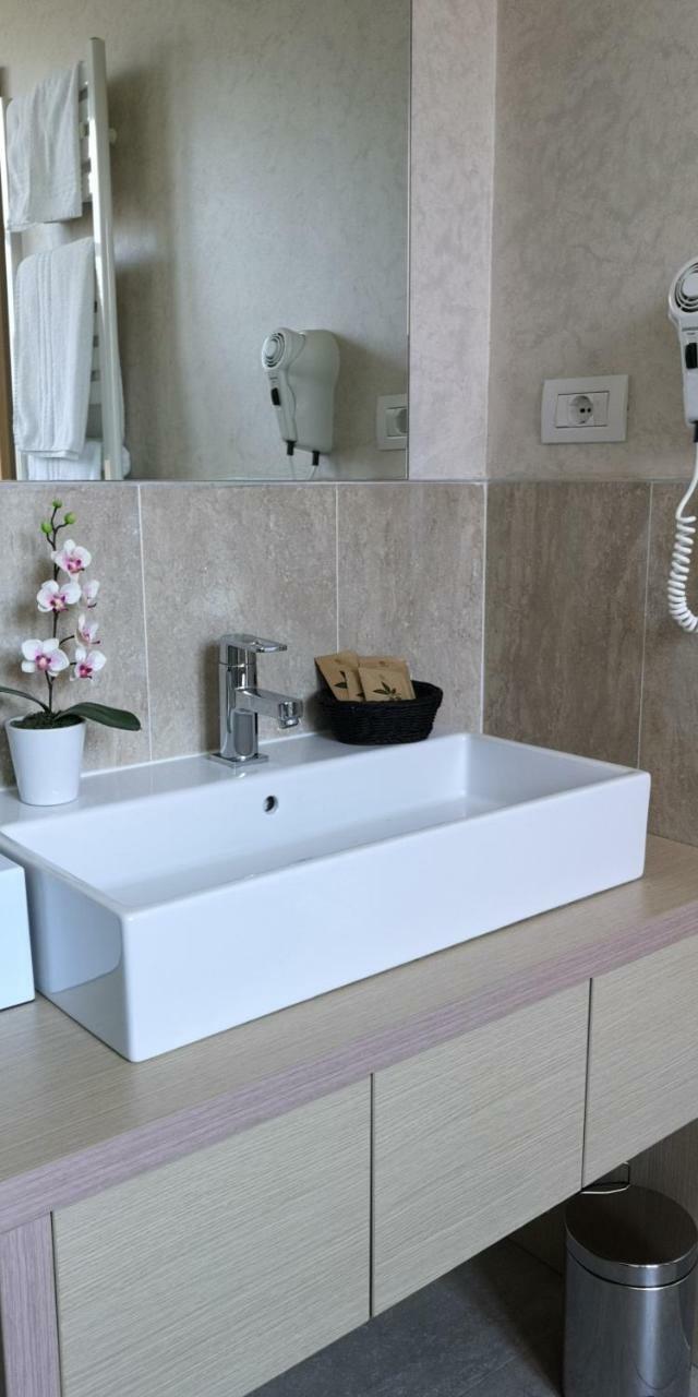 Hotel Helvetia Lezzeno Ngoại thất bức ảnh